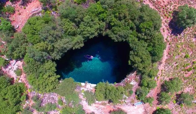 grotta-melissani