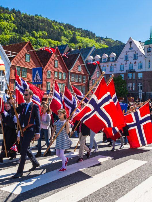 Verfassungstag in Norwegen: Warum wird der 17. Mai gefeiert?