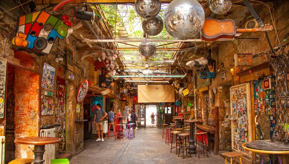 Pubs in den Ruinen