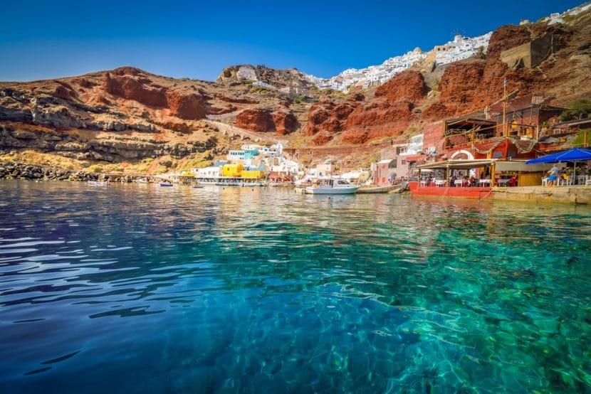 Amoudi Bay