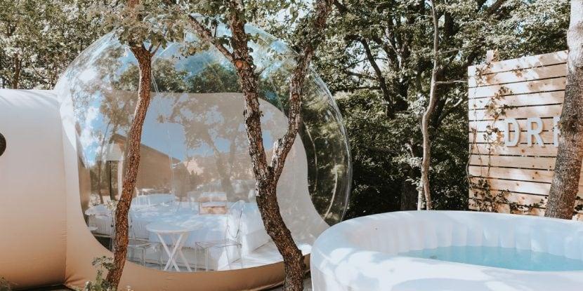 Bubble Hotel in Italia: dove dormire in una bolla trasparente sotto le stelle