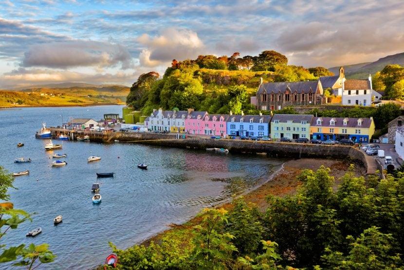 villaggio di Portree