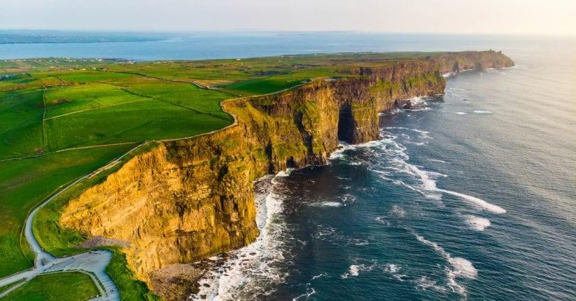 Cliffs of Moher: wie man ankommt und was man an den berühmten irischen Klippen sieht
