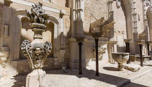 kirche-carmo-lisboa