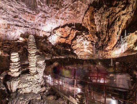 Die Grotta Gigante in Triest: Geschichte, Fotos und Informationen für deinen Besuch