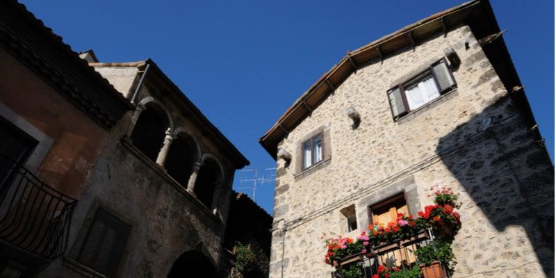 scanno-case-pietra