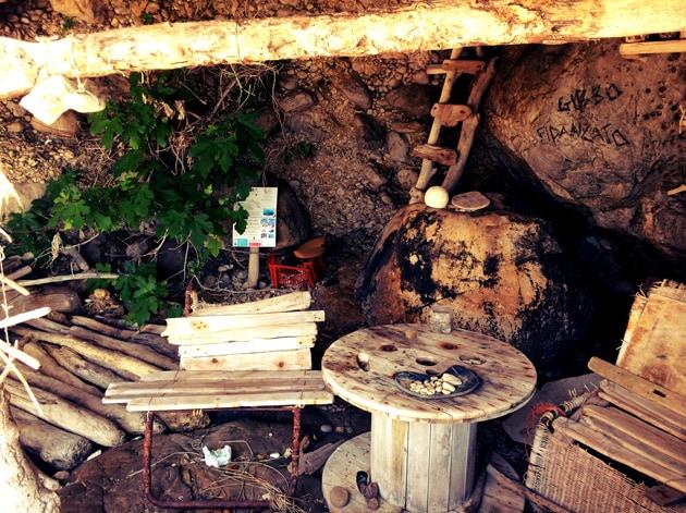 grotta-interno