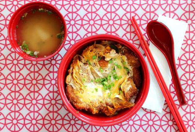 was-man-in-japan-essen-katsudon_1