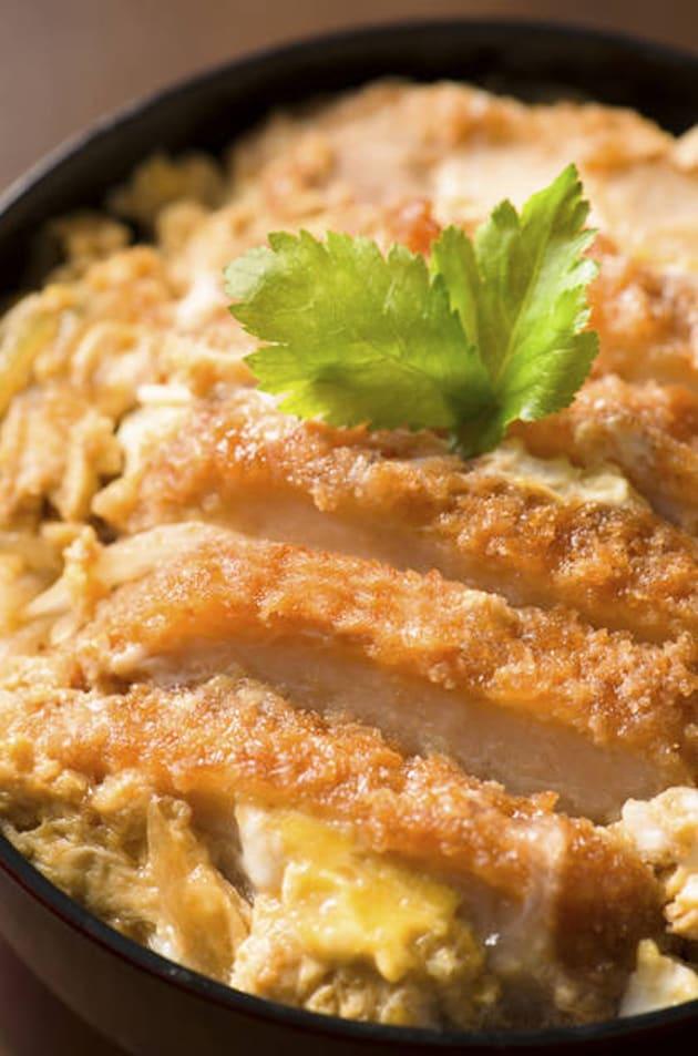 was-man-in-japan-essen-katsudon_1