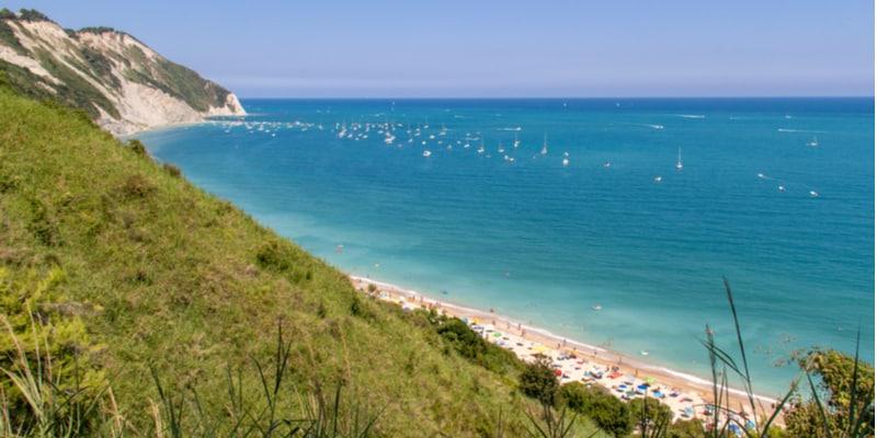mezzavalle-beach