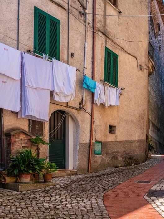 Ganz zu schweigen von Santiago, beginnt die seltsamste Pilgerreise Italiens in einem kleinen Dorf in Latium