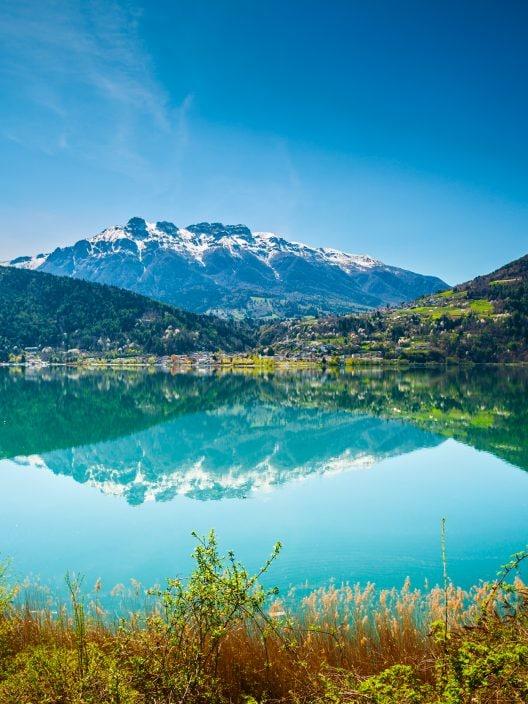 Blaue Flaggen 2025 in Trentino-Südtirol: entdecke die schönsten Orte für deinen Sommer