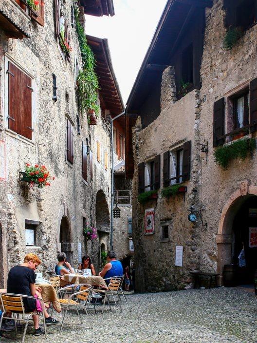 Es ist das schönste Dorf in Trentino-Südtirol. Hier ist es.